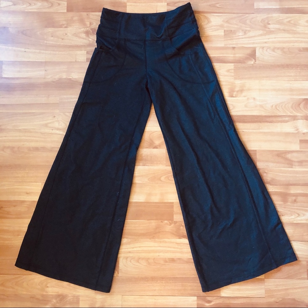 Retro Lululemon wide leg pants
